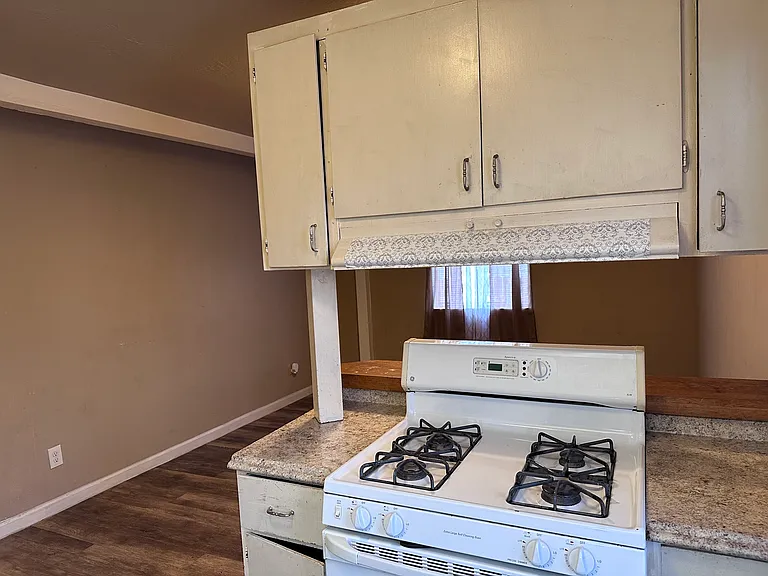 331 North St #4 — Photo 6