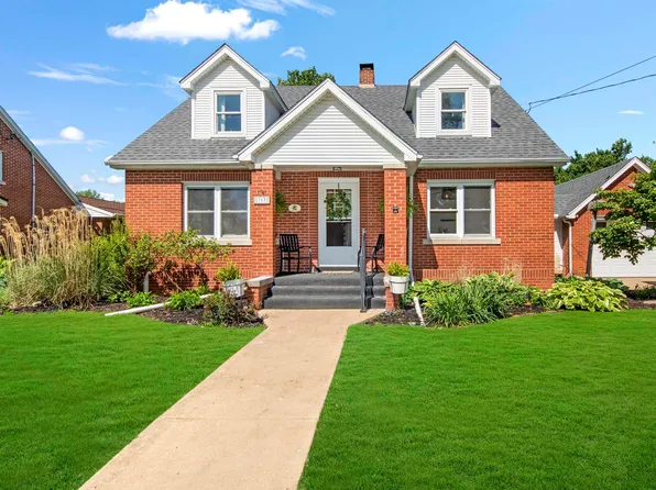 313 S Menard St, Metamora, IL 61548