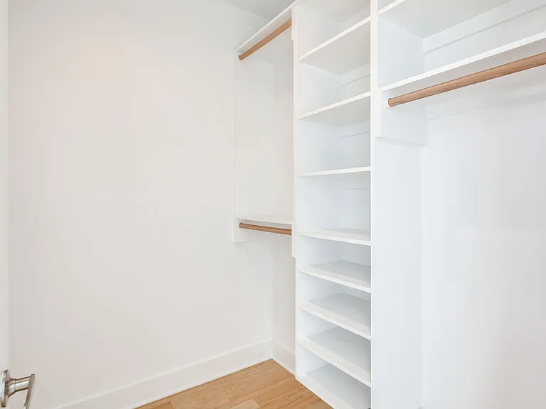 877 N 5th St #B — Photo 22