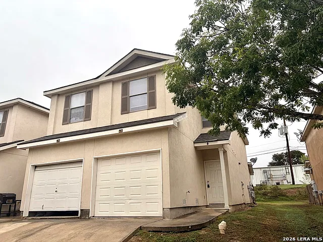 3 bed, 2.5 bath, 1421 sqft, $1,150 — Photo 1