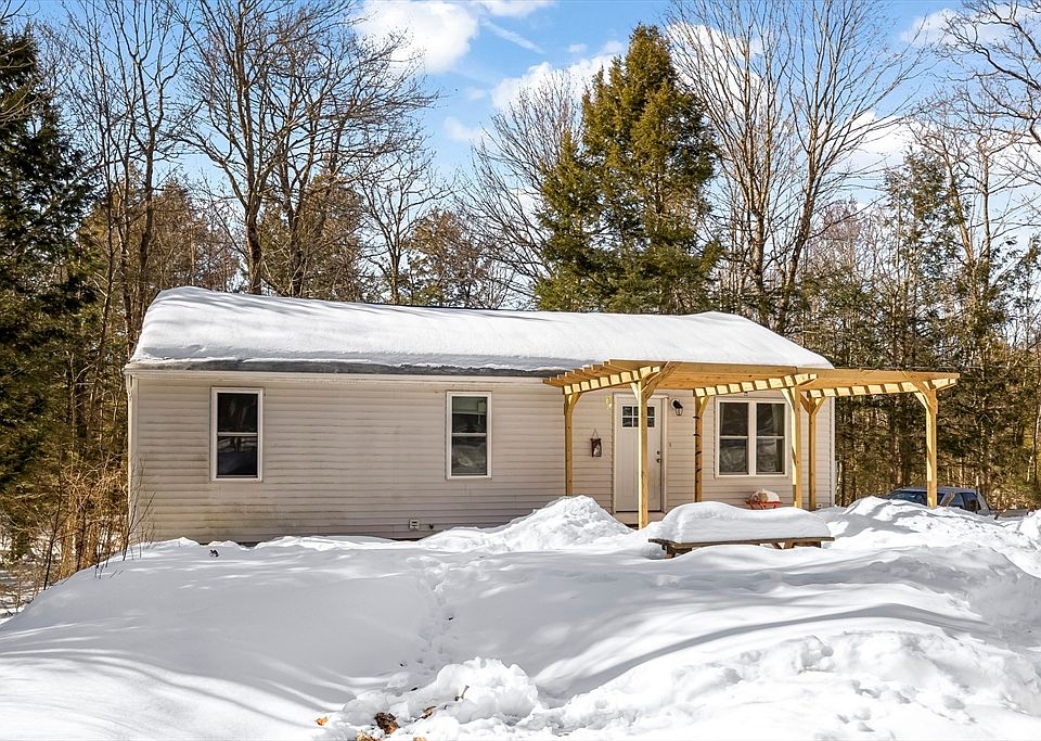 1st image of 17 Gray Rd