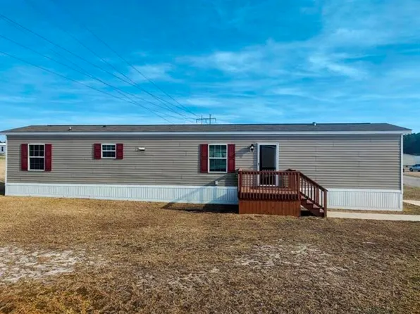 205 W Tower Ln, Rocky Mount, NC 27804