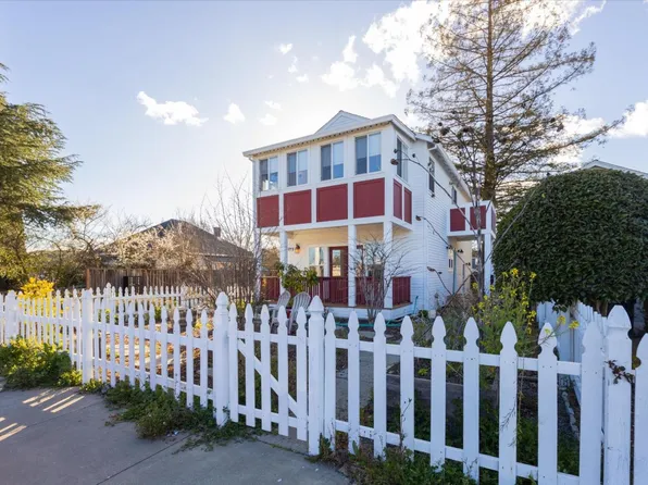 1127 Broadway, Sonoma, CA 95476