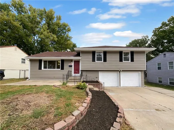 7812 NE 56th St, Kansas City, MO 64119