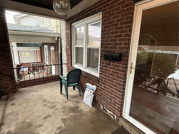 2nd image of 7712 1/2 Francis St