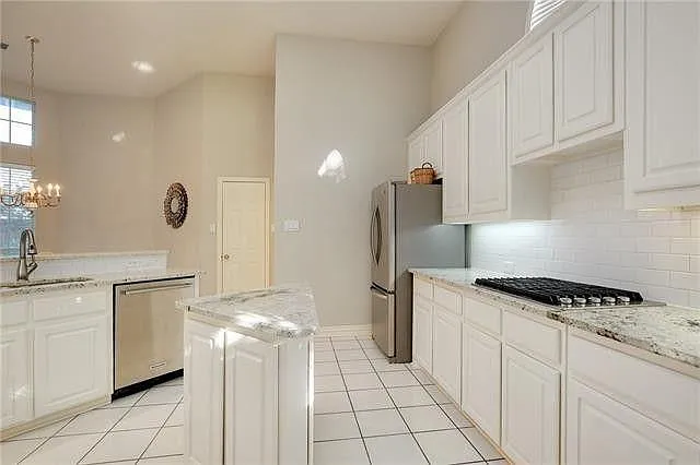 1340 Coral Dr — Photo 28