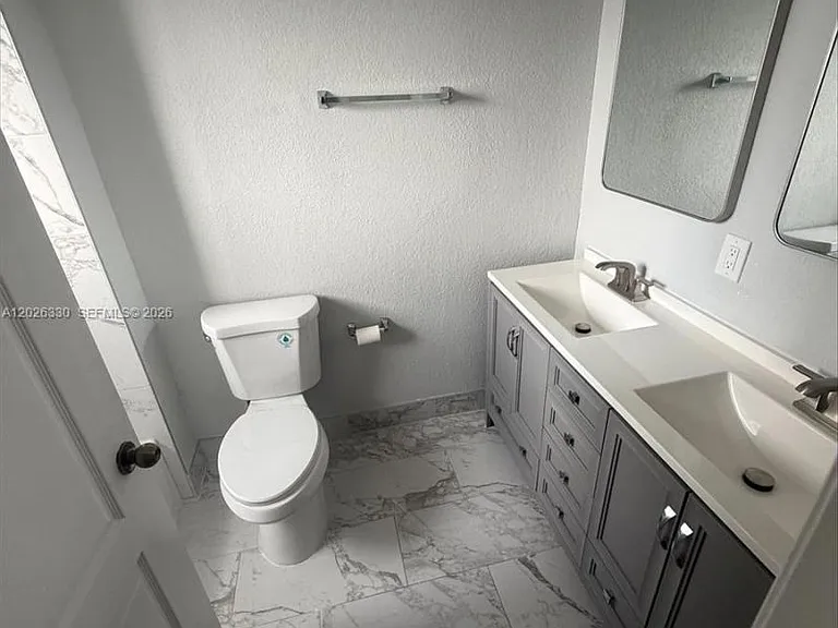 14773 SW 9th Ln — Photo 5