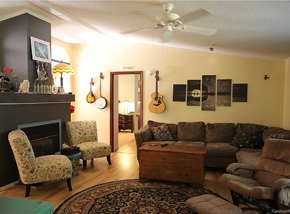 4th image of 251 Rainbow Rapids Rd