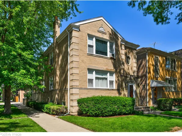 6100 N Campbell Ave, Chicago, IL 60659