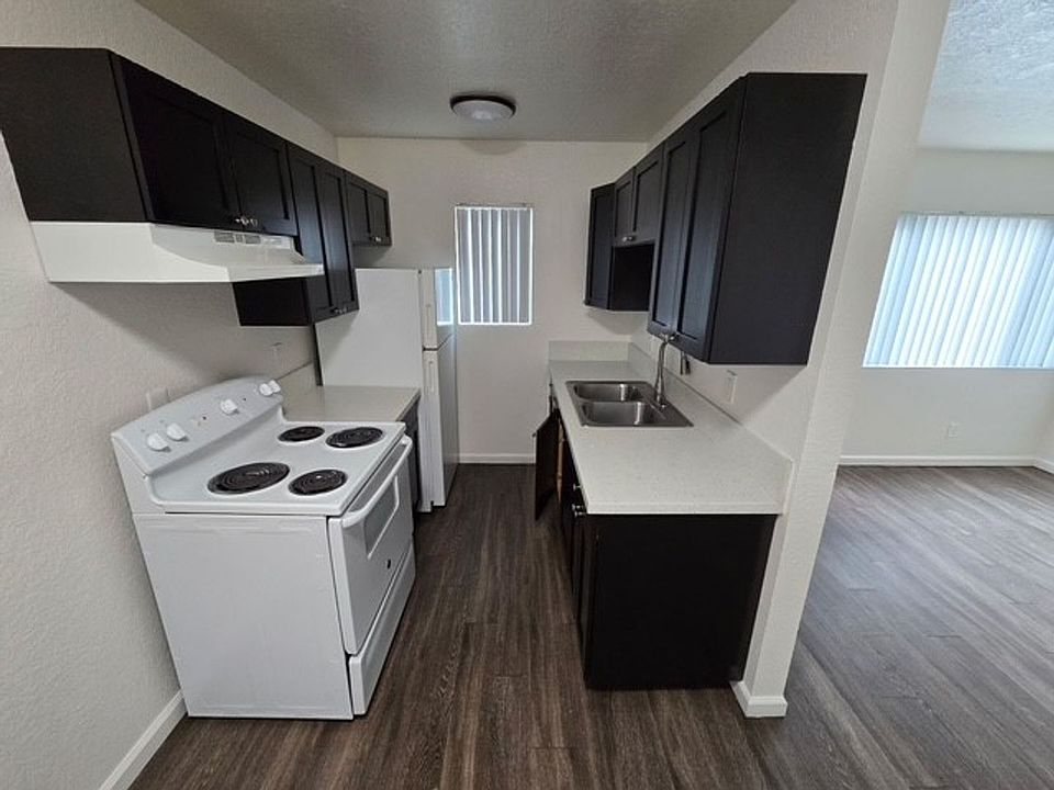 1st image of 3117 Valle Ave APT 14