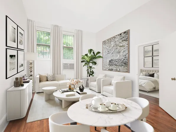 92 Horatio Street image 1 of 6