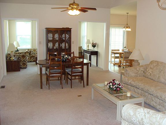 Living Room/Dining room
