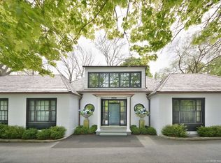 620 Washington Rd, Lake Forest, IL 60045