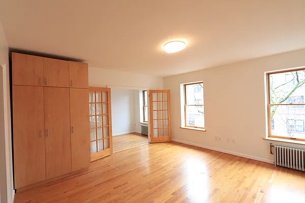 Rented by Douglas Elliman | media 25