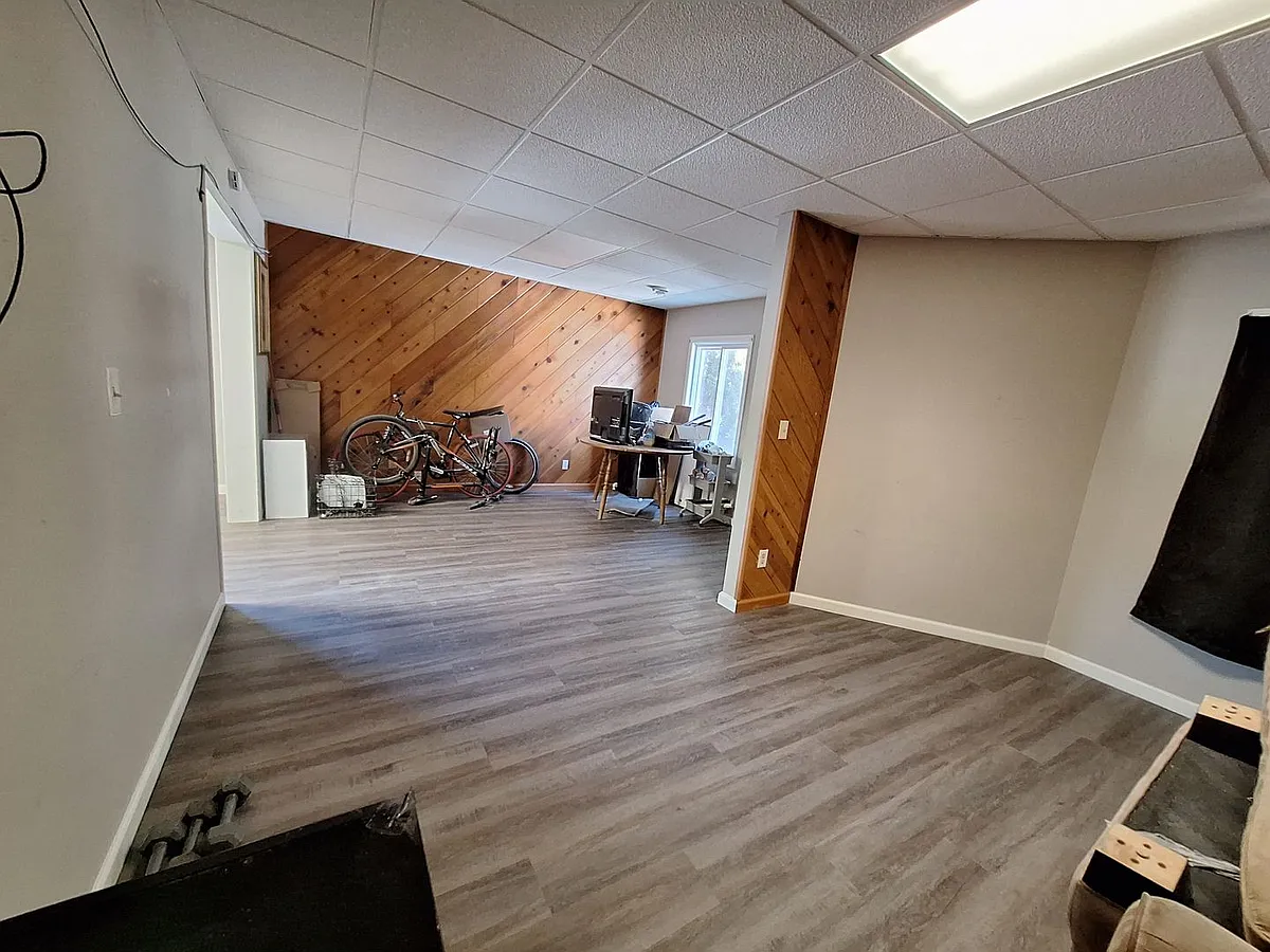 Building Photo - 1701 Baxter Ave