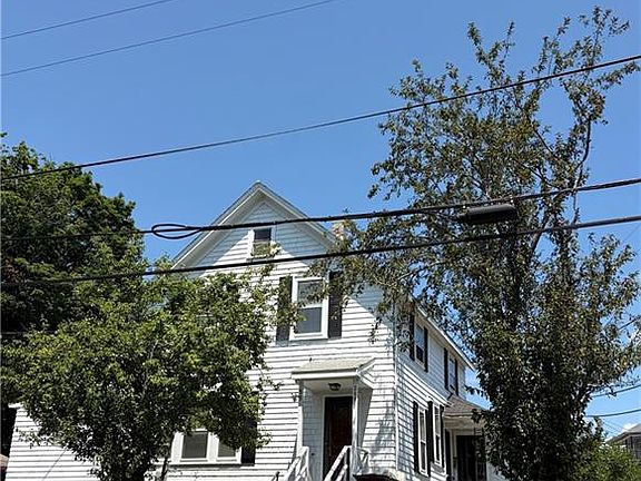 2nd image of 359 Mason St
