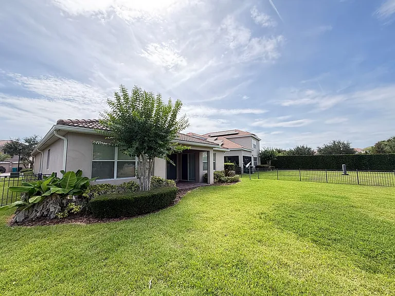 11867 Padua Ln — Photo 56