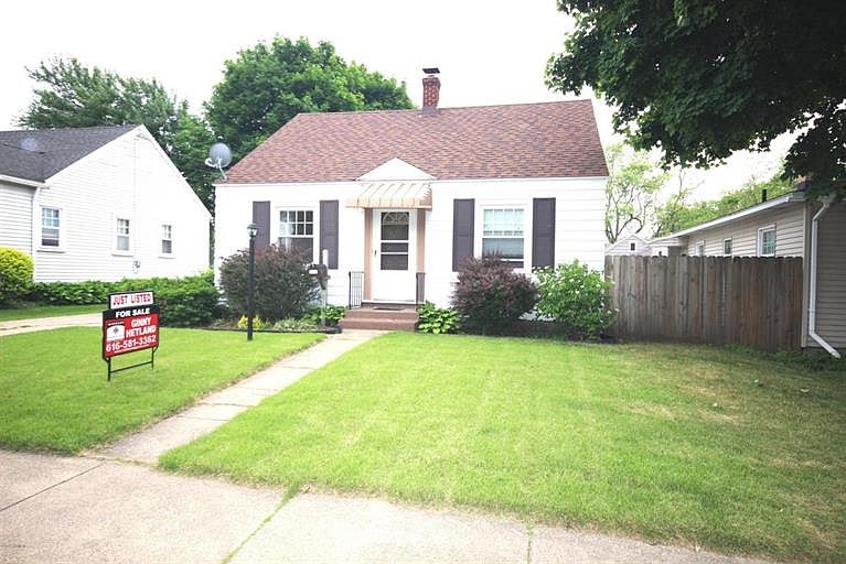 1st image of 2117 Coit Ave NE