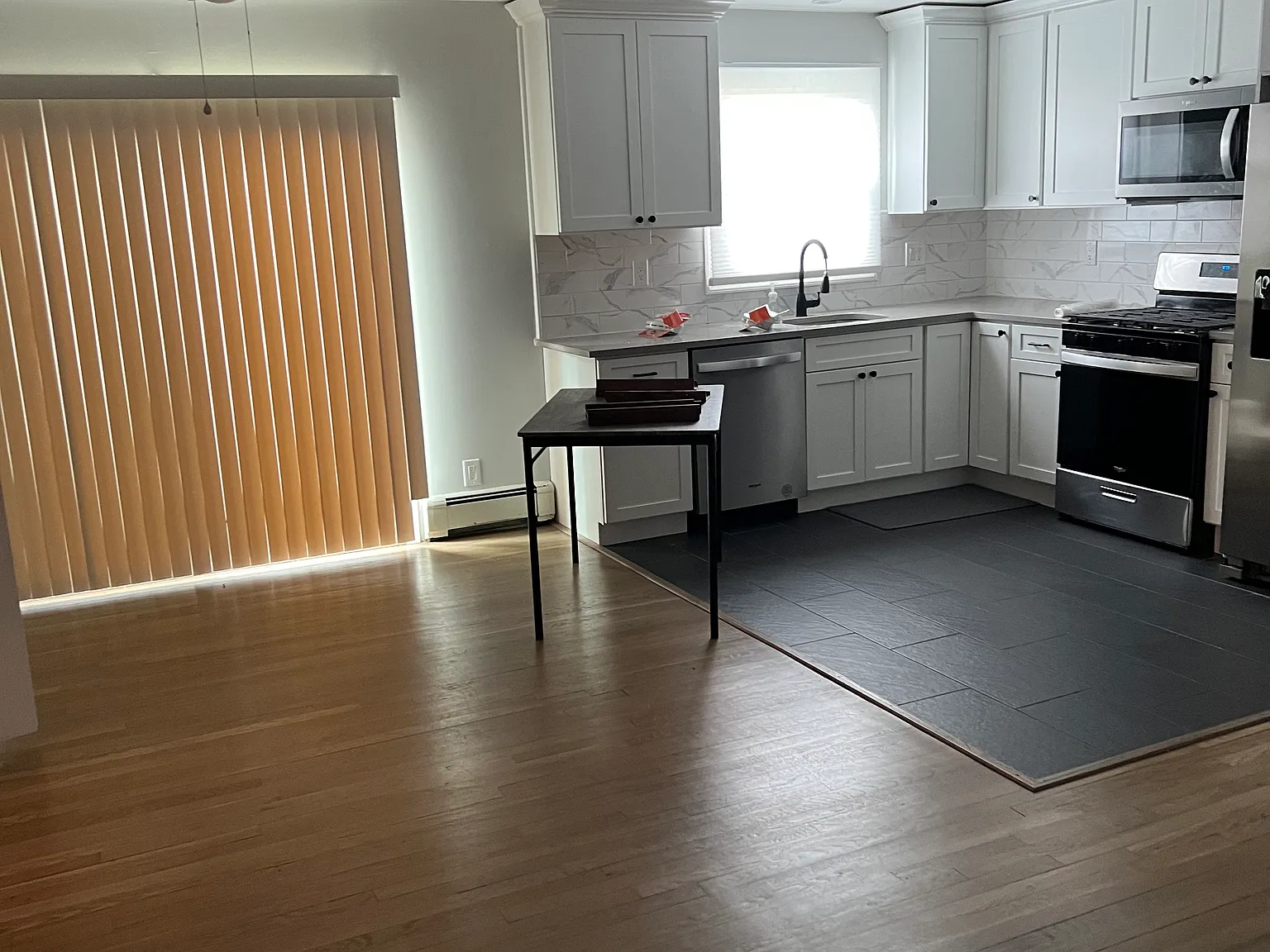 3 bed, 1500 sqft, $3,700 — Photo 3