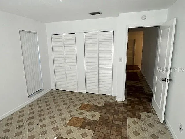 1100 70th St N #4 — Photo 10