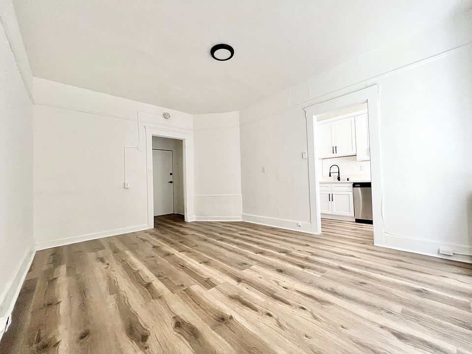 1st image of 1518 S Hope St #26