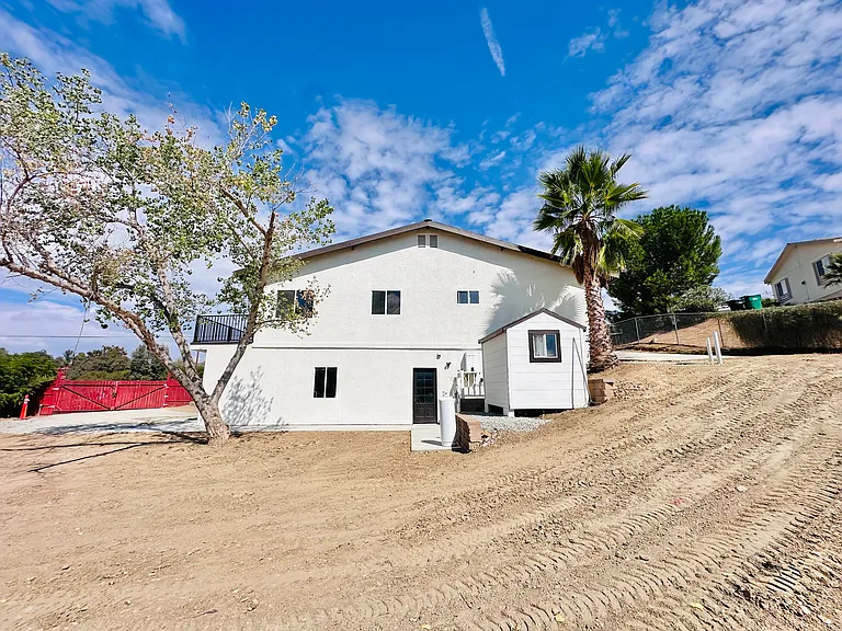 28076 East Dr — Photo 7
