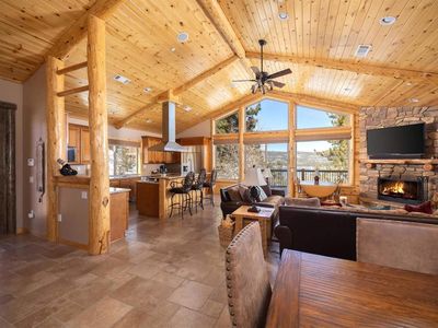 841 Sky High Dr, Big Bear Lake, CA, 92315