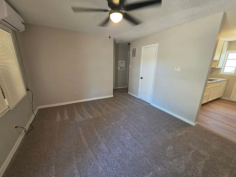 3001 Curtis Dr — Photo 2