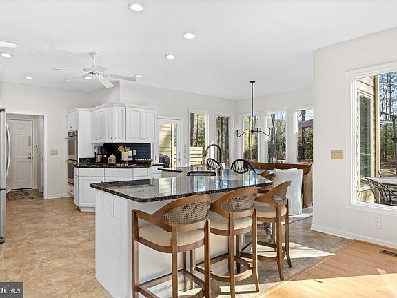 4th image of 18037 Filer Ct