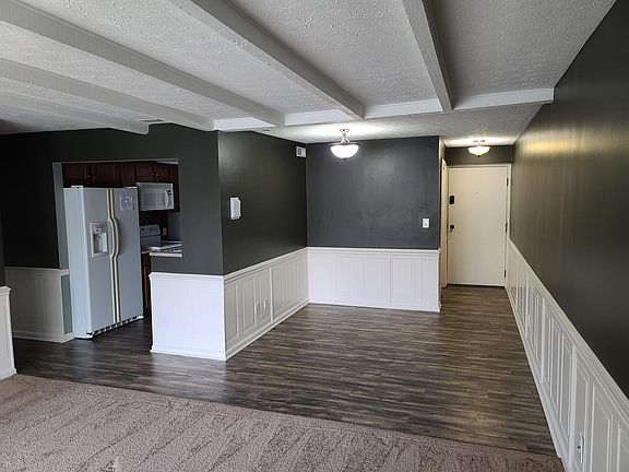 5th image of 1655 Cedarwood Dr APT 211