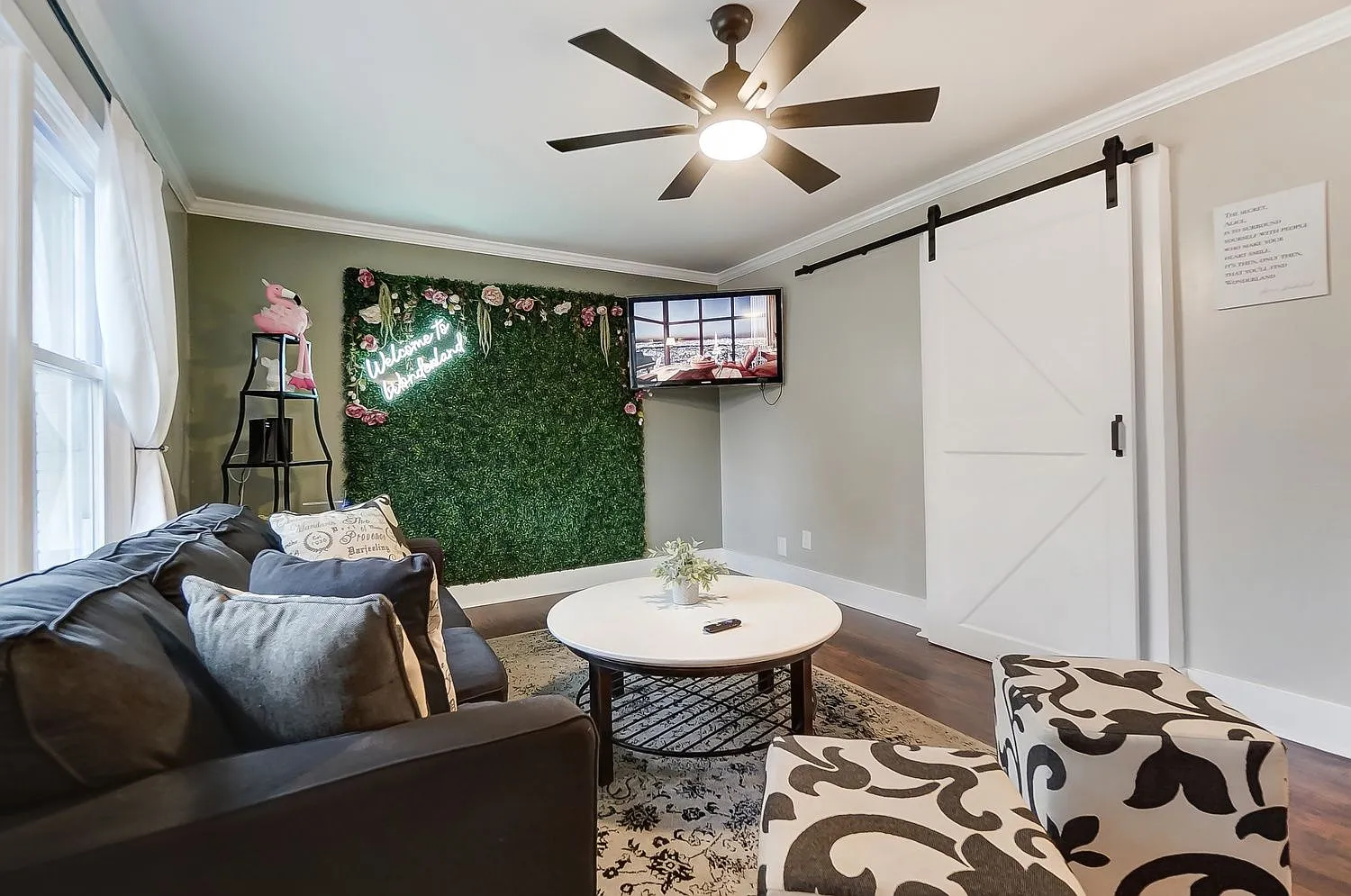 2 bed, 1.0 bath, 756 sqft, $2,500 — Photo 2
