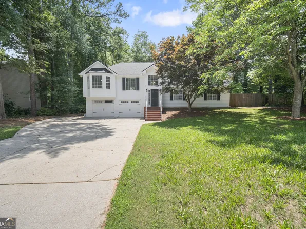 990 Trestle Dr, Austell, GA 30106