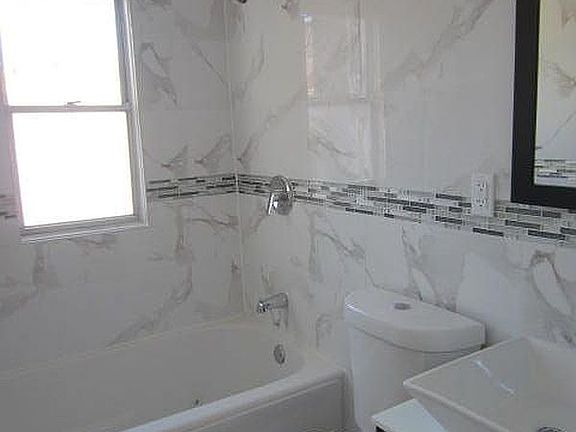 5th image of 5117 Avenue