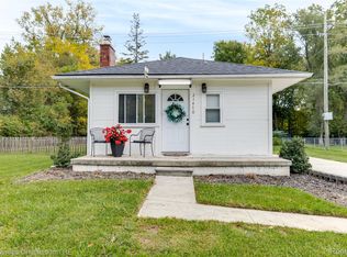 21470 Gill Rd, Farmington Hills, MI 48335