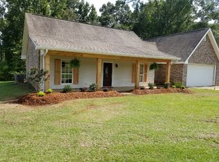 1044 Eight Point Rd, Summit, MS 39666