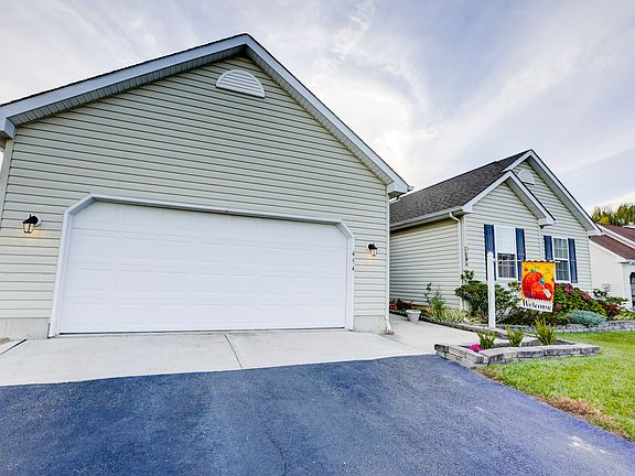 5th image of 454 W Harvest Ln