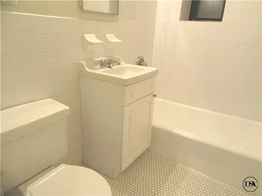 Rented by DSA Realty | media 26