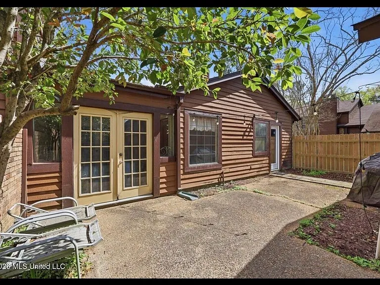 5 Shore Dr — Photo 29