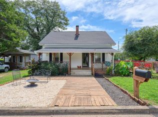 11 25th St, Greer, SC 29651