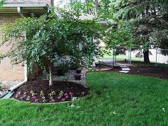 3rd image of 3920 Dogwood Dr