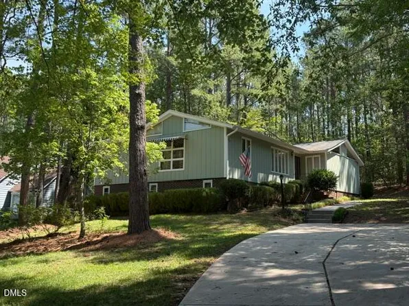 110 Honeysuckle Ln, Durham, NC 27703