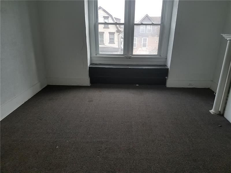 2nd image of 7331 Mount Vernon St