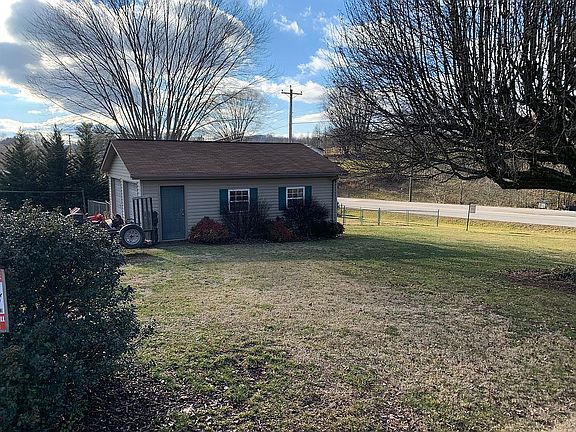 4th image of 315 McArthur Ln