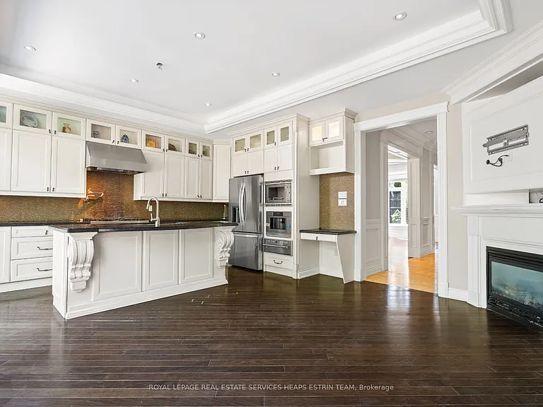 110 Parklea Dr — Photo 9