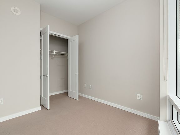 5th image of 1633 Ontario St #5XX