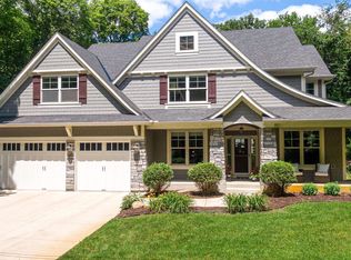 4815 Suburban Dr, Shorewood, MN 55331