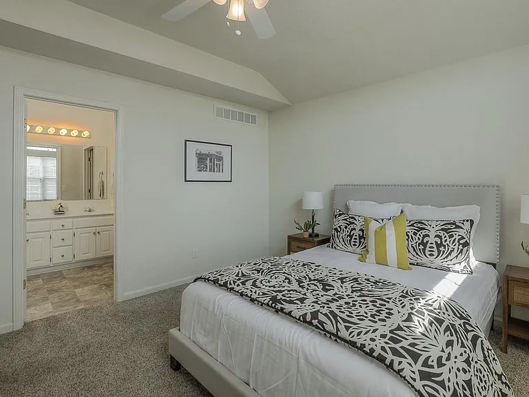 Willow - Master Bedroom
