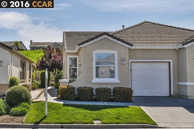 1730 Kent Dr photo 1