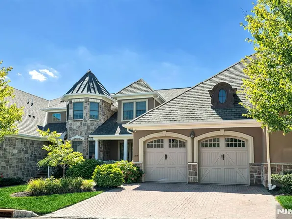 107 Windsor Lane, Ramsey, NJ 07446