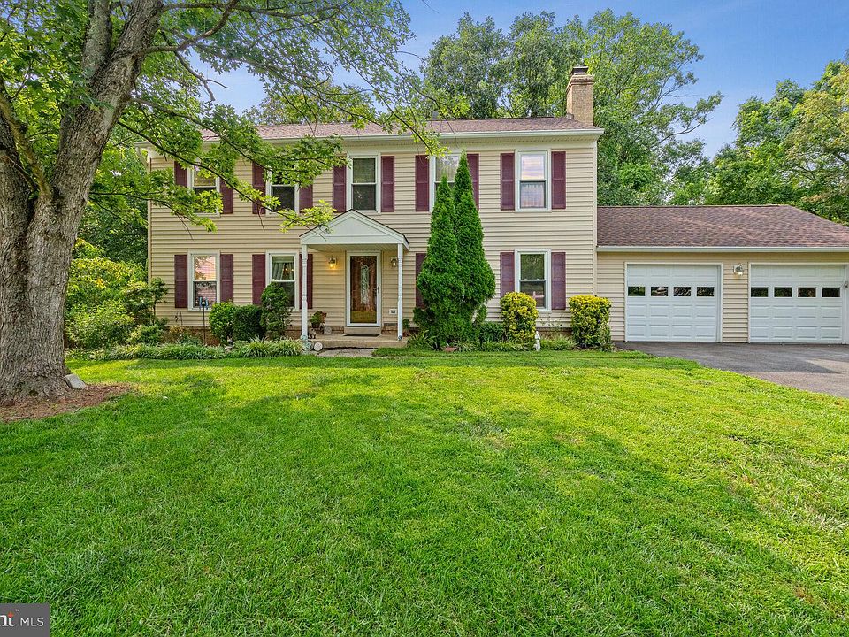 1st image of 10519 Cambridge Ct